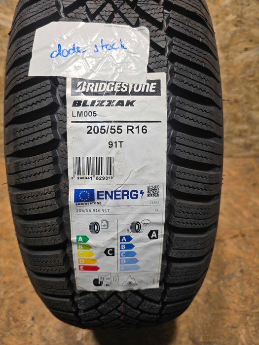 Opona pojedyńcza 205/55/16 91T Bridgestone Blizak LM005 2022