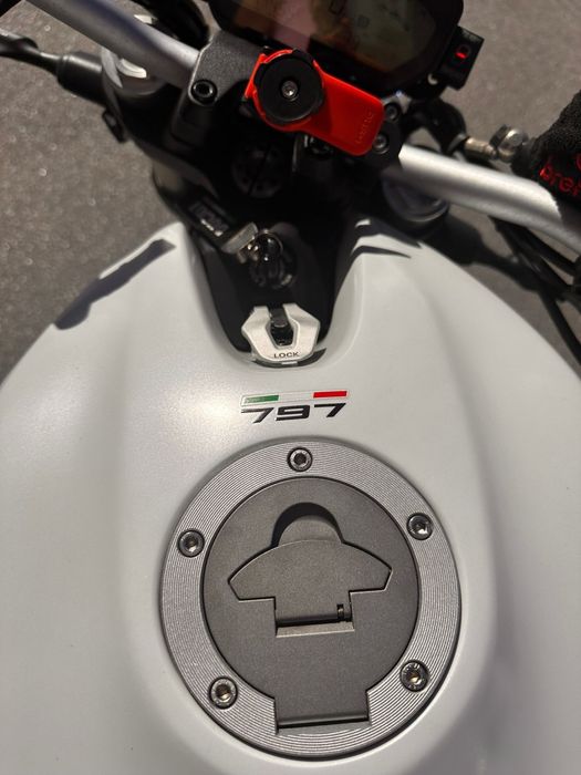 Ducati Monster 797