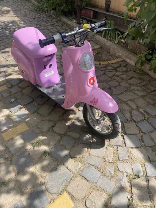 Електроскутер RAZOR