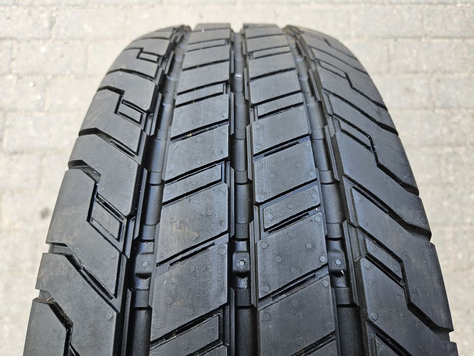4x 205/75R16C 107/105T Continental ContiVanContact 200 / DEMO [905]