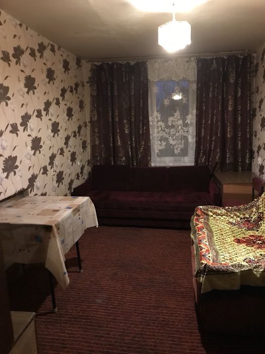 Здається кімната на Луначарського