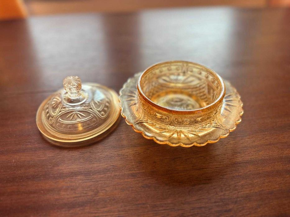 Açucareiro vidro carnaval âmbar dourado - vintage