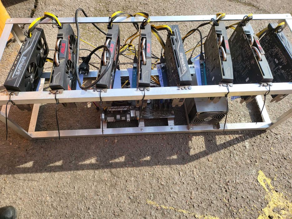 Майніннг ферма з відеокарт