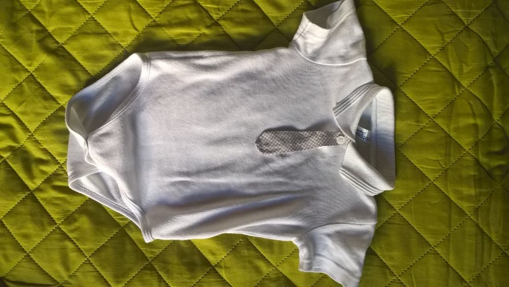 Garnitur na chrzest Coccodrillo rom. 74 chrzciny komplet