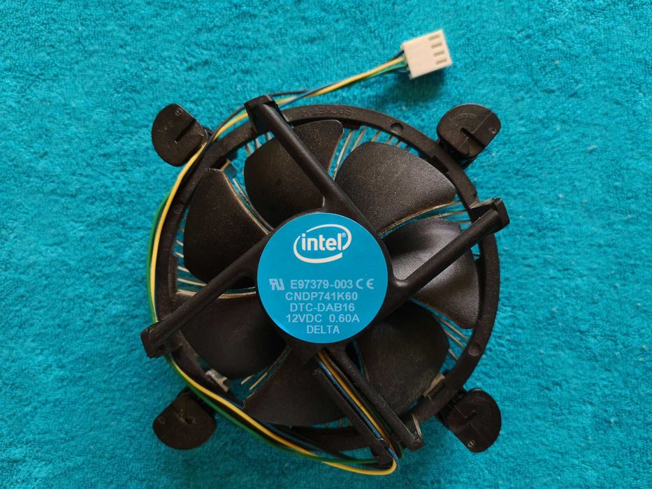 Процесор  Socket 1151   Intel Pentium G4500   (Skylake S)  3.5 GHz