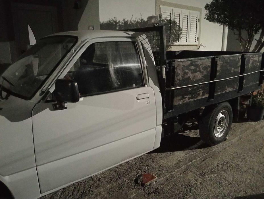 Carrinha kbd Isuzu 25