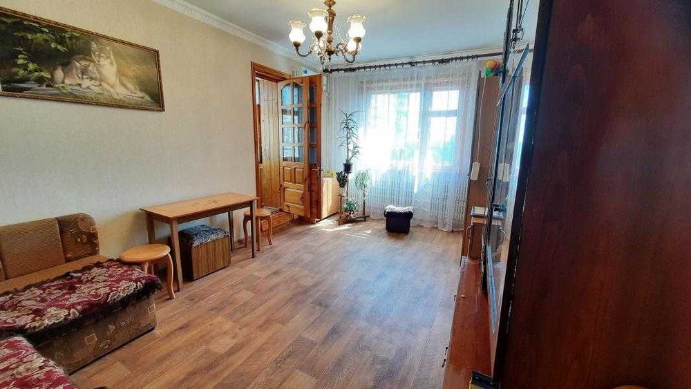 Продам 2 к.із.кв. біля метро, Олексіївка.