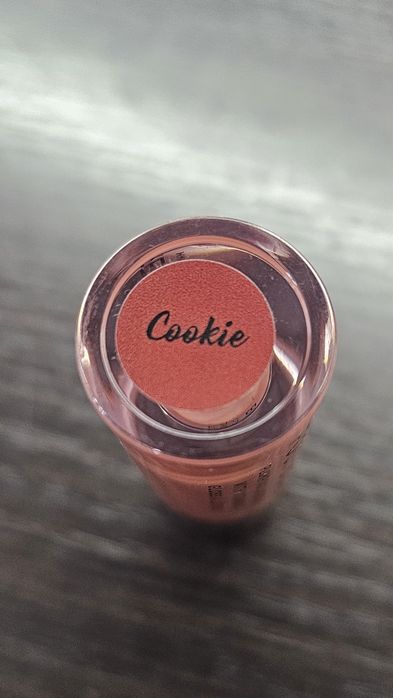 Revolution - Pout Bomb, Plumpking Lipgloss, Cookie. Błyszczyk do ust