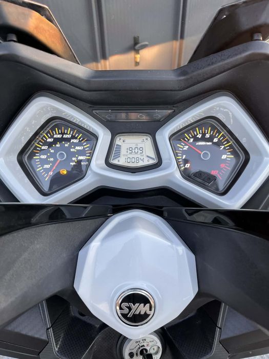 Sym Cruisym 300i skuter ledy abs zadbany jak nowy