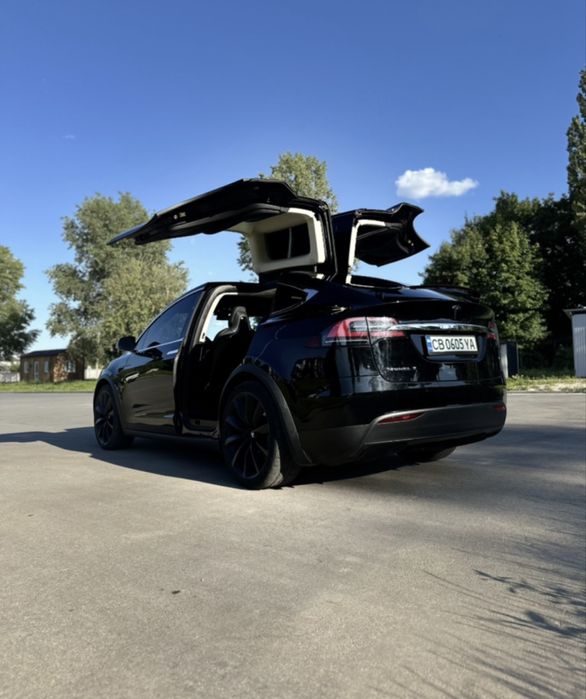 TESLA model X 2017