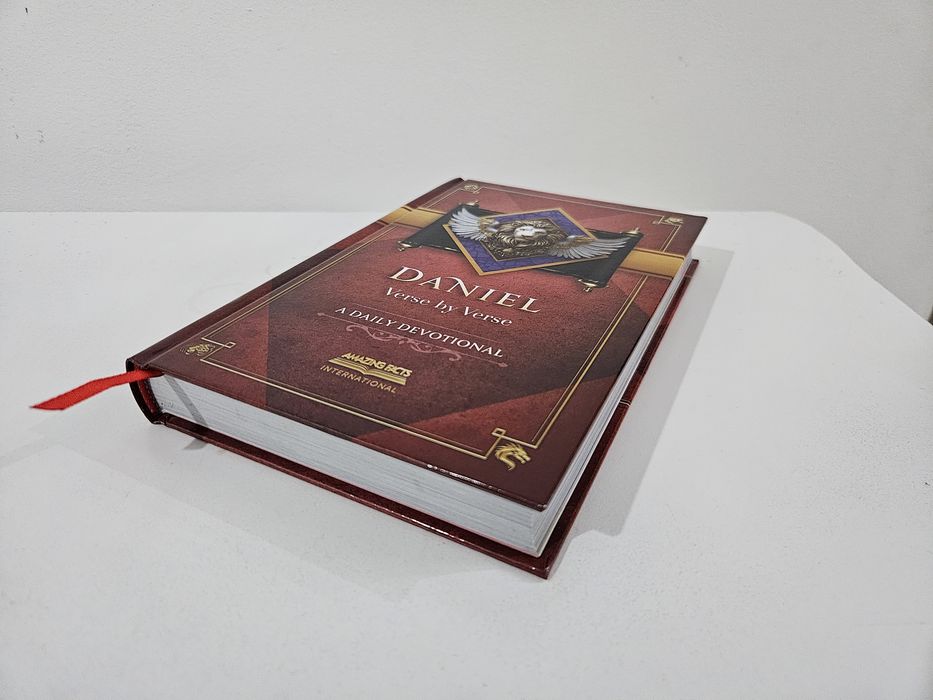 Daniel Verse by Verse – A Daily Devotional (Amazing Facts) – język angielski