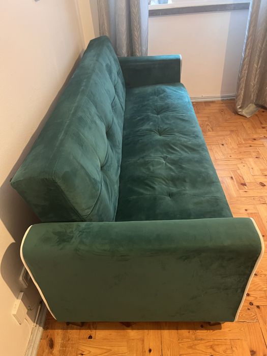 Sofá verde-esmeralda