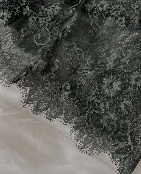 Спідниця мереживна довга зелена/хакі