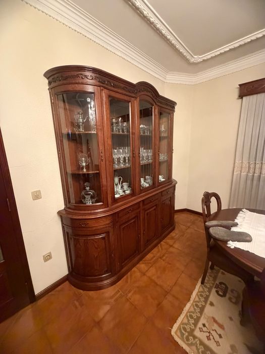 Vendo dois moveis e posso vender apenas 1