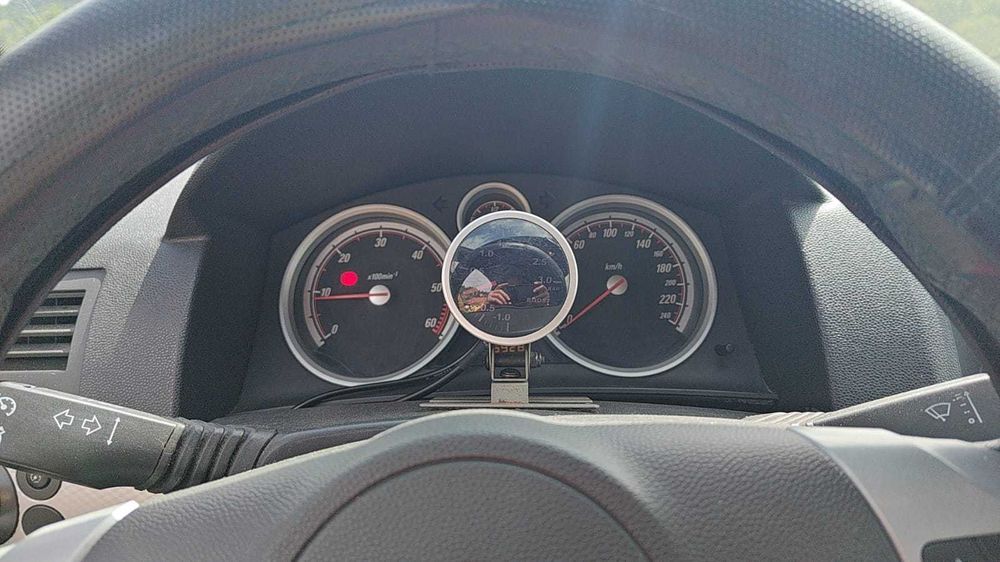 Opel Astra GTC 1.9 CDTi