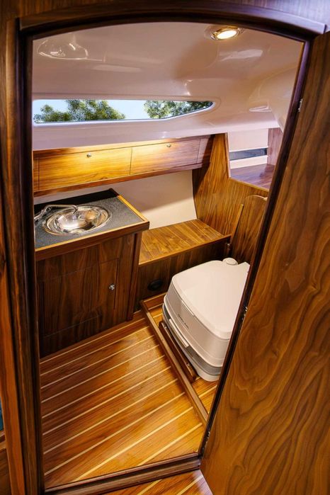 Czarter  NOWY  JACHT Antila 26 cc (26.2) Ster Strumieniowy Jeziorak