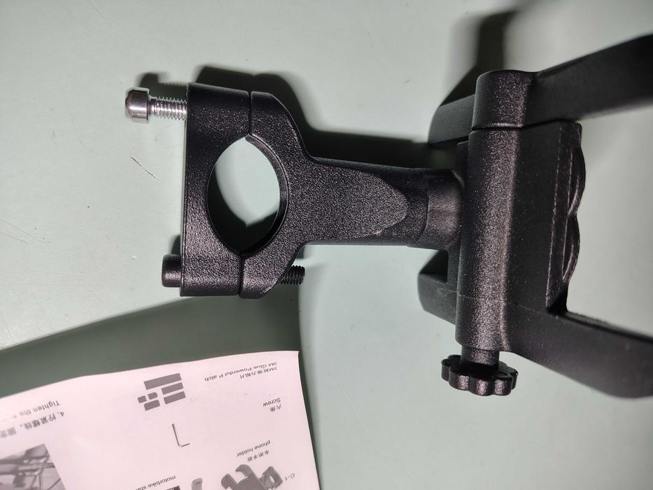 Держатель телефона на руль. Алюминий, винтовой