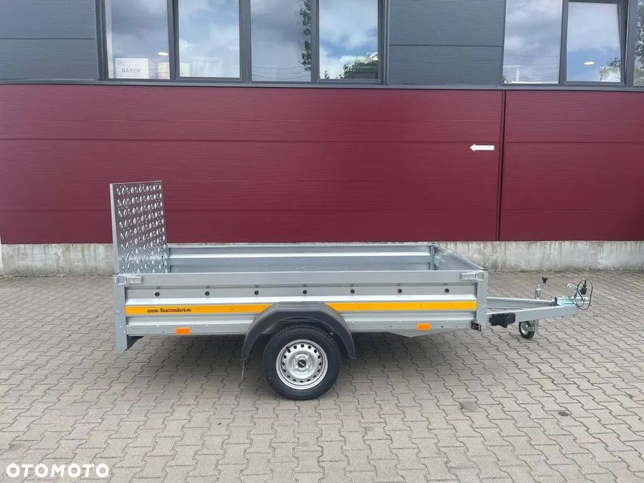Besttrailers Przyczepa Lekka Fat Boy 750 Kg Producent