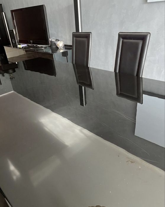 Conjunto de Mesa de Jantar de Vidro Preto + 10 Cadeiras – Preto Lacado
