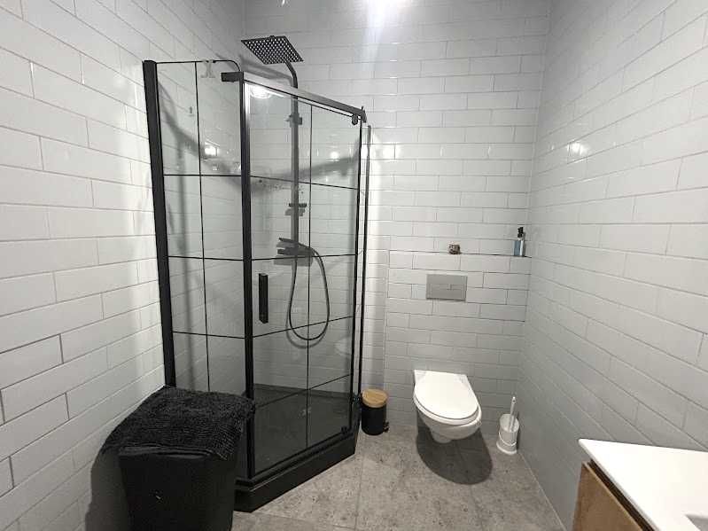 Wynajem LOKAL NA FIRMĘ Poraj 100m kw.
