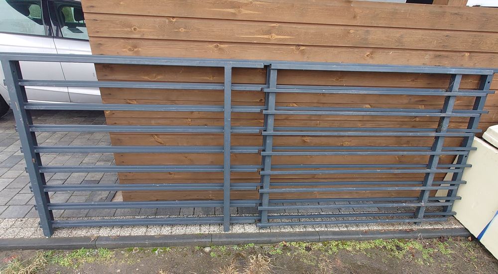 Barierki balustrada poręcze balkonowe, nowe, malowane, antracyt.