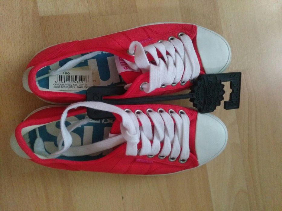 Superdry low pro 39 tenisowki czerwone wkładka 24,5 cm nowe