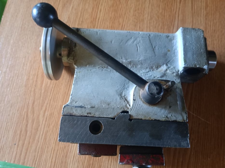 Задня бабка токарного ТВ7, різцетримач на тв7