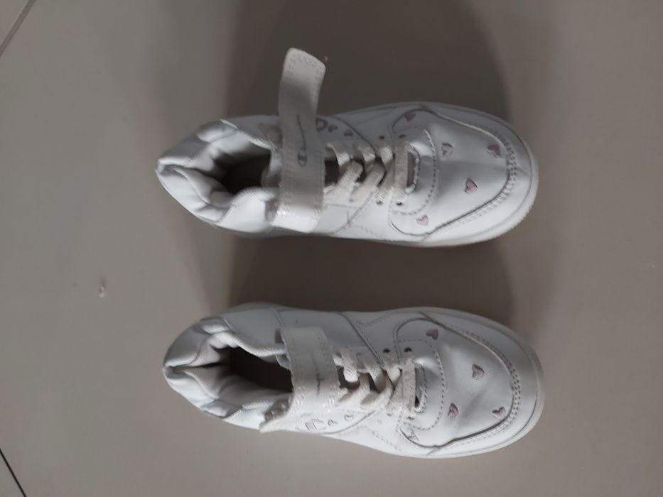 Buty sportowe dziewczęce