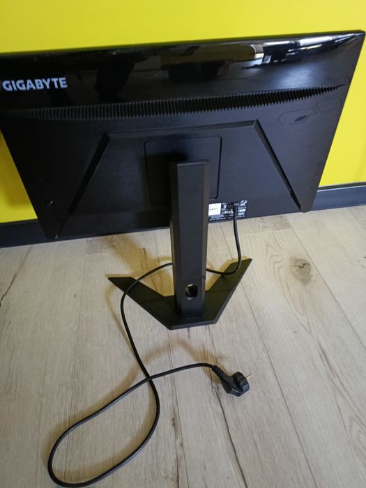 Sprzedaję Monitor G24F2