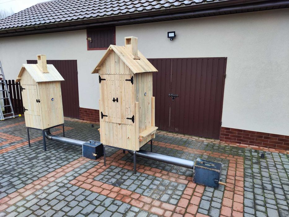 Solidna Wędzarnia ogrodowa drewniana tradycyjna