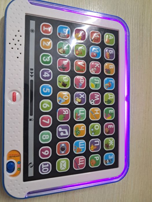 Інтерактивний планшет Pay Smart на російській озвучці