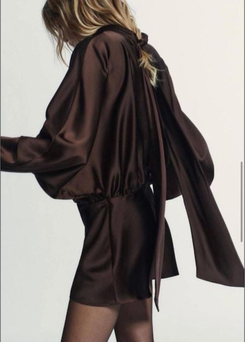 Стильне ексклюзивне атласне міні плаття Zara,S