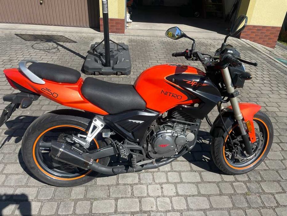 Zipp Nitro 250 (2010) - Doinwestowany, grzane manetki.