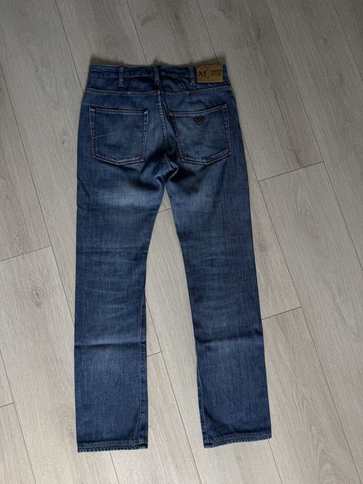 Продам Armani джинсы оригинал