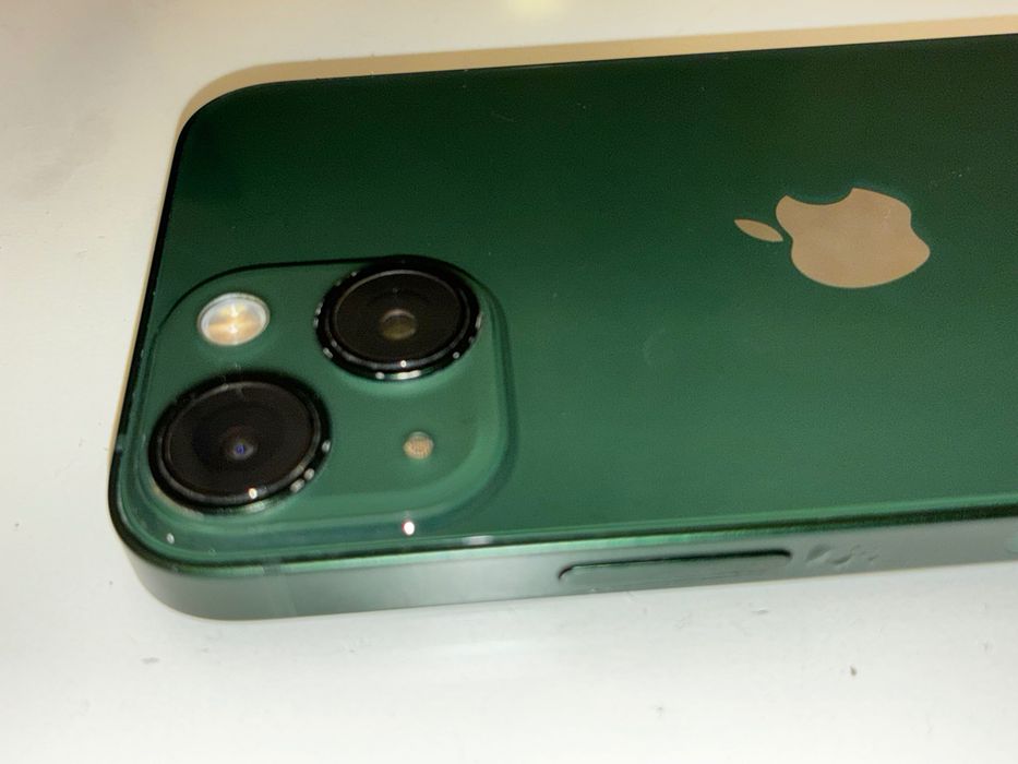 iPhone 13 mini verde 128gb (não liga]
