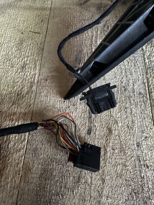 Дзеркало бічне праве skoda superb 2 шкода суперб 2