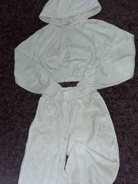 костюм BERSHKA