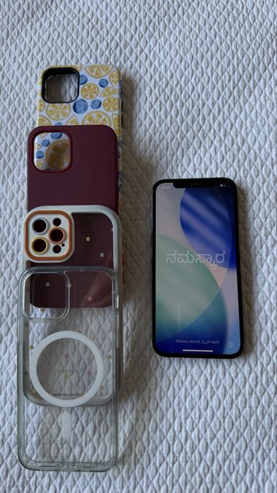 iPhone 12 Pro 128GB com Película, Carregador e Capas