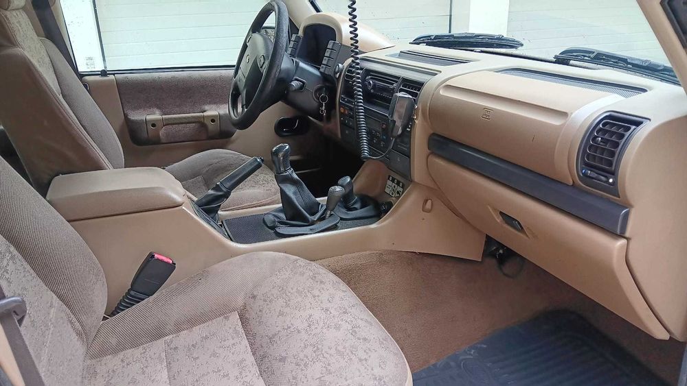 Land Rover Discovery impecável