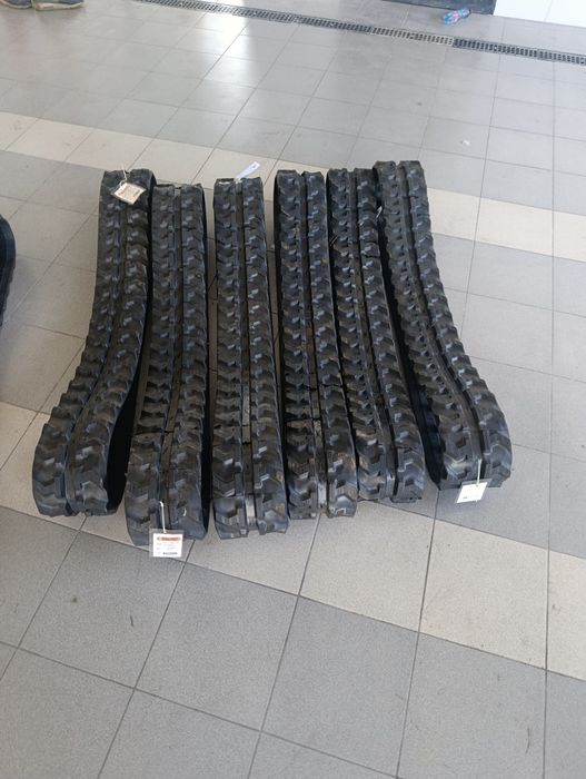 Gąsienice gumowe do mini koparki Gąsienica gumowa 180x72x37