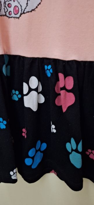 Jak nowa Sukieneczka 122/128