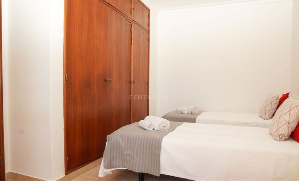 Camas de solteiro com colchão - Pouco uso