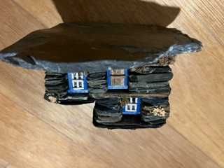 Replica de casa em xisto peça única de fabrico artesanal