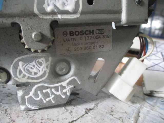 Botão / interruptor electromecânico / relé MERCEDES-BENZ Classe C (W20