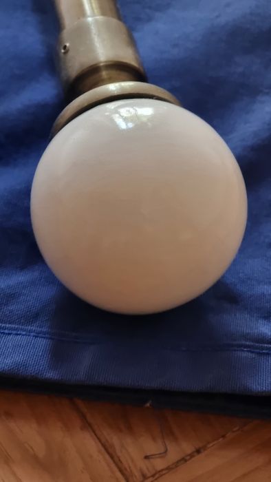 Varão para cortinados dourado