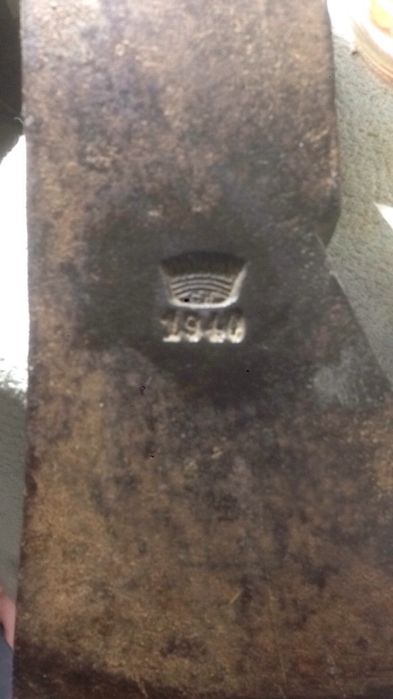 Антикварный Колун ( идеальное состояние )