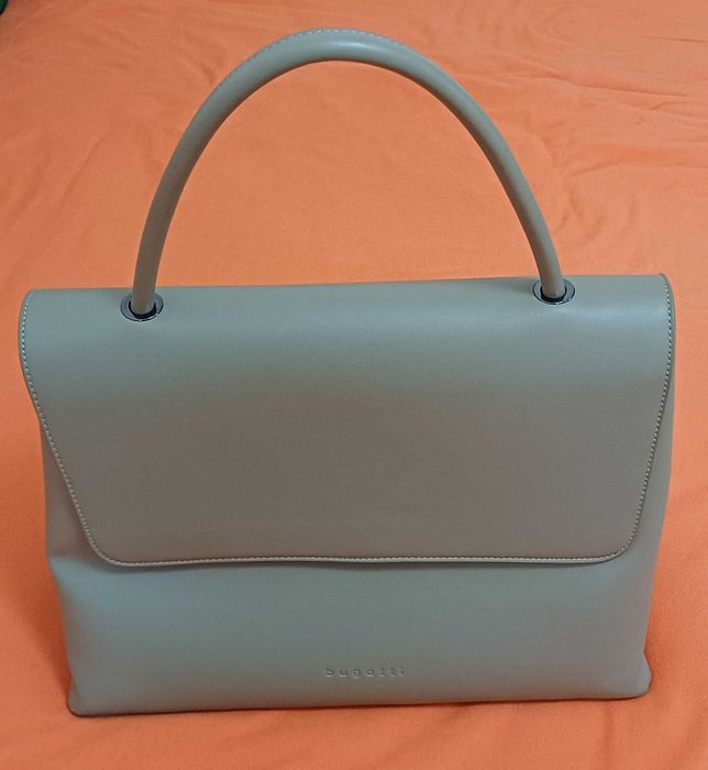 Mala de Senhora Bugatti