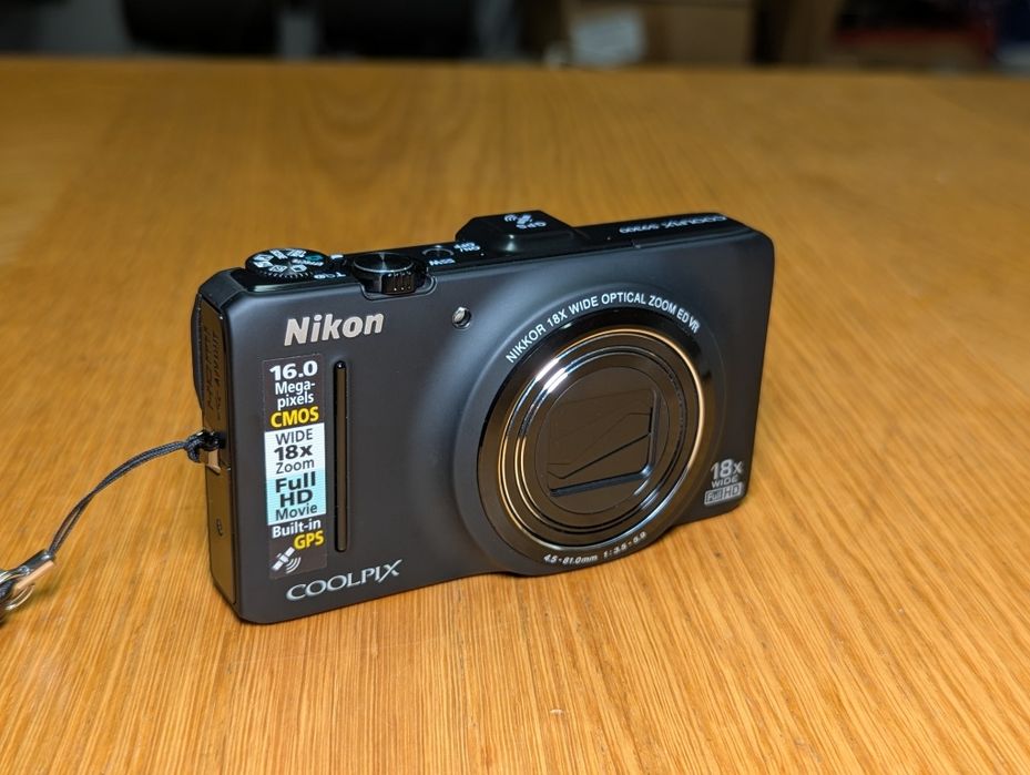 Nikon Coolpix S9300 + akcesoria // JAK NOWY