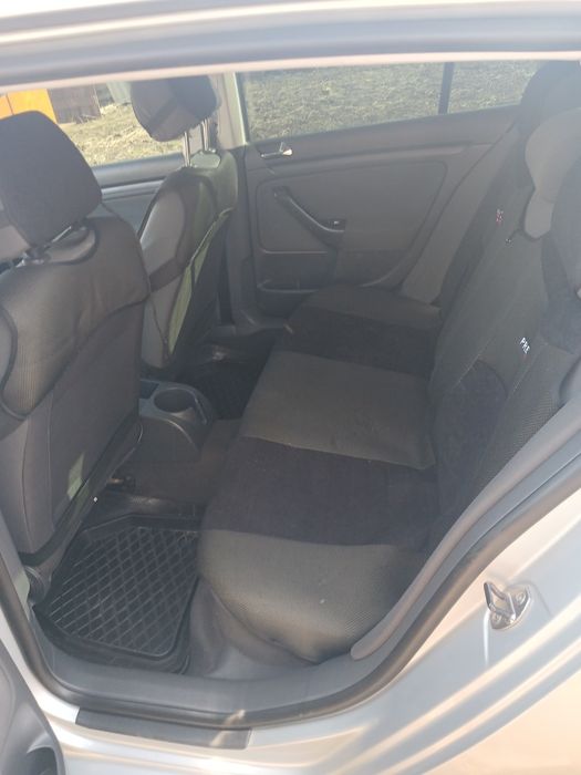 Продам гольф 5 1.4 бензин