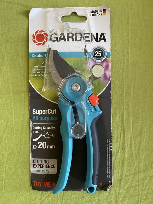 Секатор садовий Gardena 20 мм